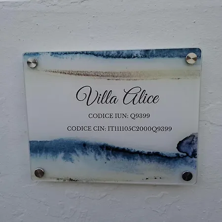 Alice - Con Giardino Privato A Pochi Minuti Dal Mare - Feriehus